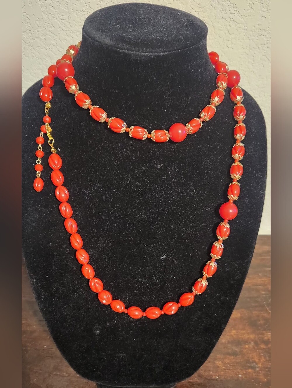 Red Bead Strand Necklace Set - Elegant Women's Jewelry,5 Braclets.